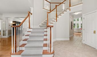 11 Dorothy's Way, Bedford, NH 03110