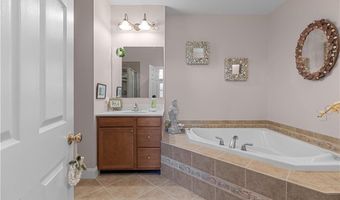 61 Seal Island Rd, Bristol, RI 02809