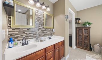 183 Autumn Falls Dr, Clover, SC 29710