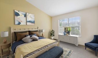 4274 Hillside Dr, Ann Arbor, MI 48105