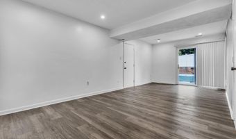 41 Deck St, Barnegat, NJ 08005