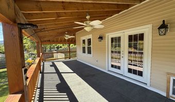683 Water St, Bennington, VT 05257