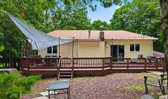 17 Basswood Ct, Albrightsville, PA 18210
