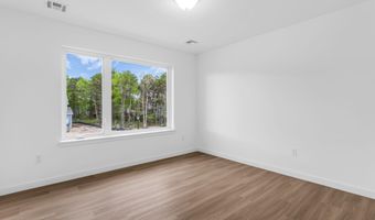 393 Southern Blvd, Bayville, NJ 08721