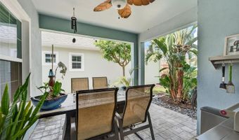 623 WINTERSIDE Dr, Apollo Beach, FL 33572