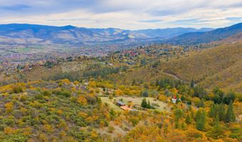 2026 Ashland Mine Rd, Ashland, OR 97520