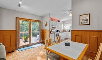 1437 Castle Mill Dr, Arnold, MO 63010