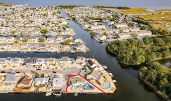 96 Windjammer Ct, Bayville, NJ 08721
