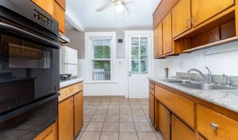 162 Maple St, Bristol, CT 06010