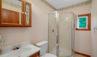 29 Fox Hill Rd, Billerica, MA 01821