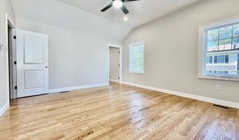 5 Day St, Billerica, MA 01821