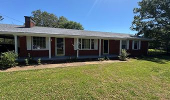 105 Able St, Big Sandy, TN 38221