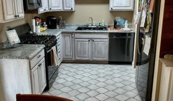 703 Redfern Dr, Beech Grove, IN 46107
