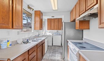 1324 Kuuna St, Kailua, HI 96734