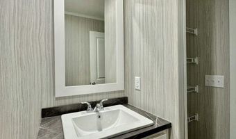 46 Quarry Hill Ests 46, Akron, NY 14001