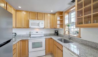 2950 S COLUMBUS St C2, Arlington, VA 22206