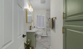 461 River Rd, Lincoln, RI 02865