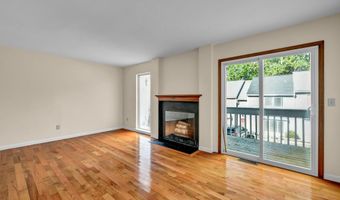 60 Padanaram Rd G53, Danbury, CT 06811