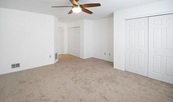 2 Morning Glory Ln, Whiting, NJ 08759