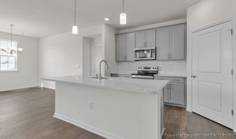 742 Lazy Elm Ln, Aberdeen, NC 28315