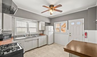 34 E 5TH St 1, Bayonne, NJ 07002