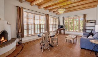 35 Arroyo Vis, Arroyo Hondo, NM 87571