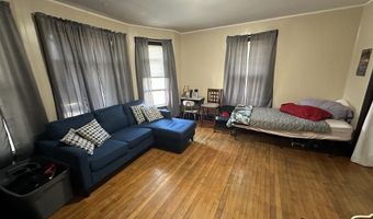 16 Walter St, Bangor, ME 04401