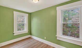 279 S Main St, Athol, MA 01331