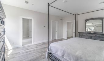 8804 WISSAHICKON Ave, Philadelphia, PA 19128