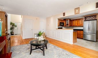 8 Alden Dr 8, Berlin, MA 01503
