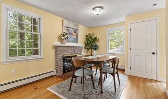 215 Middle Rd, Boxborough, MA 01719