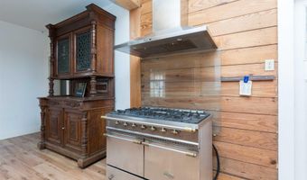 3210 Perkins Rd, Baton Rouge, LA 70808