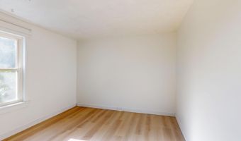 4 Monroe St, Augusta, ME 04330
