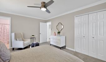 4027 CHELMONT Ln, Bowie, MD 20715