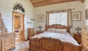 26923 N Bitterroot Ct, Athol, ID 83801