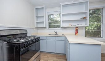 1275 Irish Hill Dr, Biloxi, MS 39530