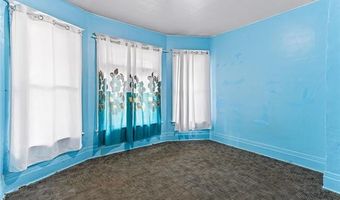 5839 McMillan St, Allen Park, MI 48209