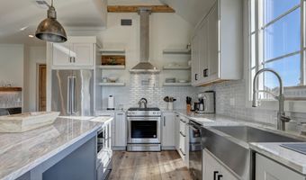 9405 Wahoo Ln, Abbeville, LA 70510