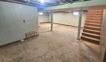 1403 S Lloyd St, Aberdeen, SD 57401