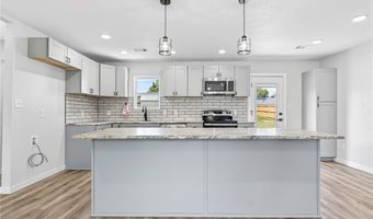 1204 D St, Barling, AR 72923