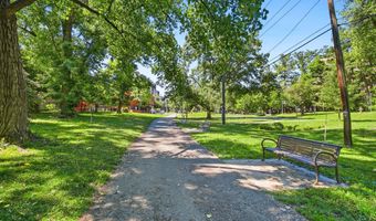 4970 BATTERY Ln 108, Bethesda, MD 20814