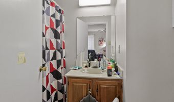 2051 S Brightside View Dr #B, Baton Rouge, LA 70820