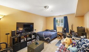 13063 BROOKSIDE Dr, Aurora, OR 97002
