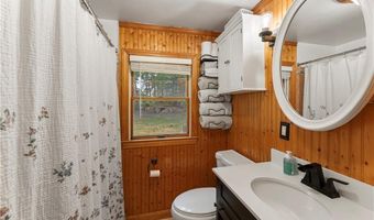 104 Knotty Oak Rd, Coventry, RI 02816