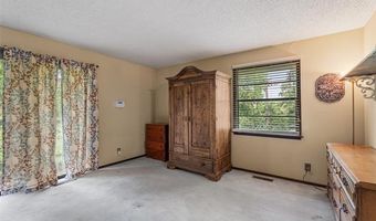 1329 Oakdale Dr, Bartlesville, OK 74006