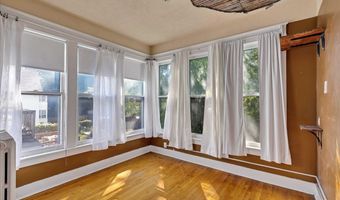 24 Summit Ave, Albany, NY 12209