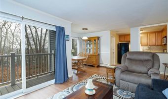 7 Wake Robin Rd 407, Lincoln, RI 02865