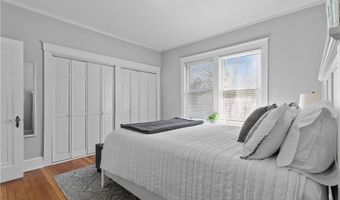 75 Ayrault St 1, Newport, RI 02840