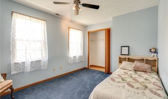 1012 Coopers Run, Amherst, OH 44001