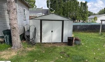 714 N Ct, Alma, MI 48801